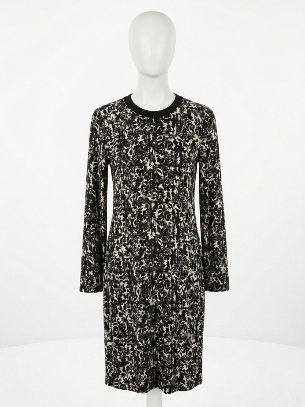 Tory Burch 100% Silk Black and White “Julia” Printed Long-Sleeve Shift Dress